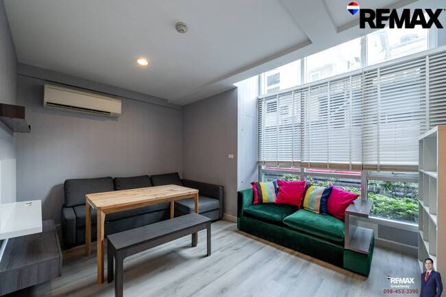 Centric Sathon-St.Louise ห้อง Duplex 1 ห้องนอนใหญ่ (Rare) และที่มีที่จอดรถ Fixed อยู่ชั้น 1