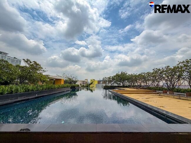 ให้เช่า The Issara Ladprao | ดิ อิสสระ ลาดพร้าว ห้องมุม วิวเมือง 180