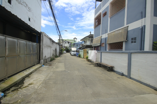 ที่ดินสุขุมวิท117 ซ.ภาณุวงศ์14 แถมบ้านเดี่ยว1ชั้น ทำเลดี ค้าขายได้ 65ตารางวา ปัจจุบันเป็นบ้านเช่า สภาพดีโครงสร้างแข็งแรง ใกล้รถไฟฟ้าปู่เจ้าสมิงพราย จุดขึ้นลงวงแหวนกาญจนาภิเษก