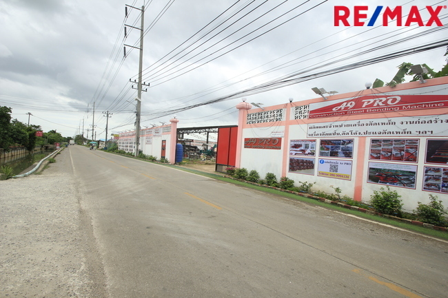 ขายบ้านเดี่ยว ลัดดารมย์ อิลิแกนซ์ ราชพฤกษ์–รัตนาธิเบศร์ 184 ตร.วา 485 ตร.ม. หลังมุมหรู พร้อมสระว่ายน้ำส่วนตัว ใกล้โรงเรียน DBS และเรือนรับรองขนาดใหญ่