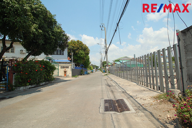 ขายที่ดินหนองแขม ขายถูก ถมแล้ว ราคาดี ใกล้เพชรเกษม 81 เนื้อที่เกือบ 2 ไร่