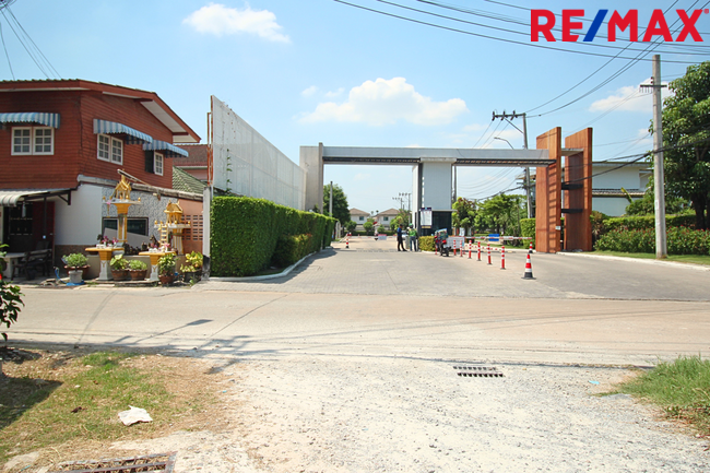 ขายที่ดินใกล้เพชรเกษม 81 หนองแขม ถมแล้ว ใกล้หมู่บ้าน Modi Villa 100 ตรว