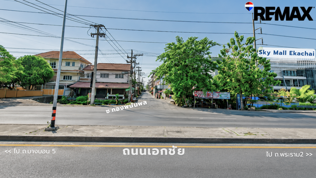ขายที่ดินเอกชัย ใกล้วัดโพธิ์แจ้ ซอยกองพนันพล แปลงมุม 60.5 ตร.ว. พร้อมห้องเช่า 7 ห้อง เพียง 1.7 ล้านบาท