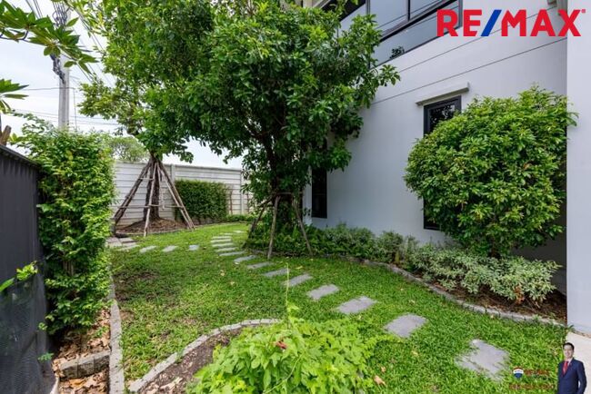 ขายบ้านเดี่ยวหรู Prinn เพชรเกษม 69, หลังมุม Phrase ถนนmain 100 ตร.วา หน้ากว้าง ใหญ่! มี Private Backyard เฉพาะหลังนี้ และมีประกันโครงสร้างถึงปี ก.ค. 2568