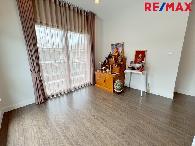 ขายบ้านเดี่ยว บุราสิริ ราชพฤกษ์-345 ใกล้โรงเรียนนานาชาติ DBS และ SISB โดยแสนสิริ บ้านสภาพสวย พร้อมเข้าอยู่