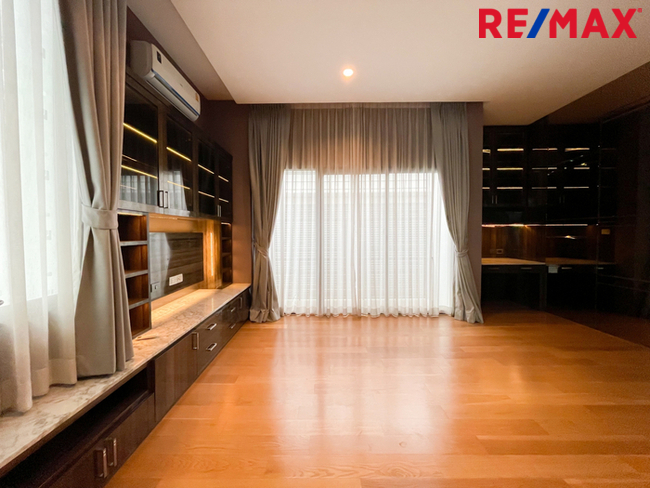 Nirvana Beyond เกษตร–นวมินทร์ บ้านเดี่ยวหลังใหญ่ ตกแต่งครบสวยแบบ Modern Luxury