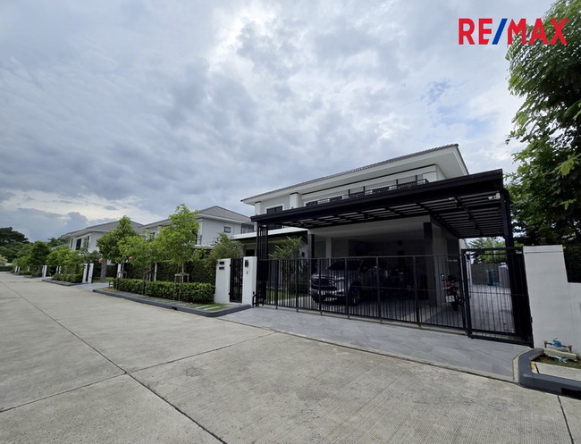 บ้านเดี่ยว ปริญญ์ เพชรเกษม 69 ใหม่ แต่งสวยพร้อมอยู่ 101.6 ตารางวา