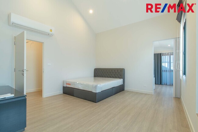 ขายสราญสิริ เทียนทะเล 30 บ้านเดี่ยวใหม่มาก ไม่เคยอยู่อาศัย