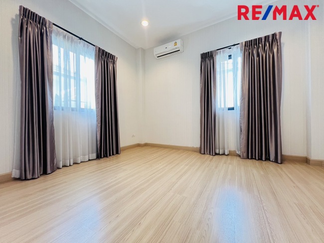 ขายบ้านเดี่ยว 2 ชั้น หลังมุม วิวสวน-สระน้ำ | หมู่บ้านบลูลากูน 2 บางนา–วงแหวน | ใกล้เมกาบางนา