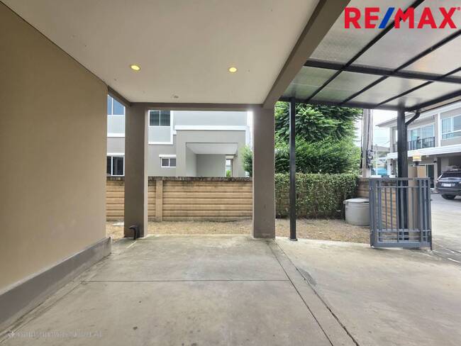 บ้านเดี่ยว ภัสสรเพรสทีจ รังสิต คลอง 2 ใกล้ฟิวเจอร์พาร์ครังสิต ติดถนนใหญ่รังสิต-นครนายก (ไม่เข้าซอย)