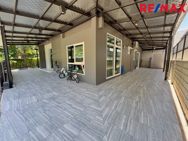 ขายบ้านเดี่ยว 3 ชั้น มายด์ ติวานนท์ | Rare Unit 7 ห้องนอน ครัวพรีเมียม ติดสวนส่วนตัว หน้าบ้านไม่ชนใคร ใกล้ MRT กระทรวงสาธารณสุข