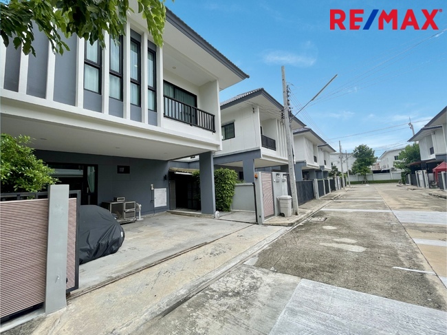 ขายบ้านบางพลี หมู่บ้านเทียร่า วงแหวน เทพารักษ์ ใกล้นิคมบางปู แพรกษาและสนามบินสุวรรณภูมิ