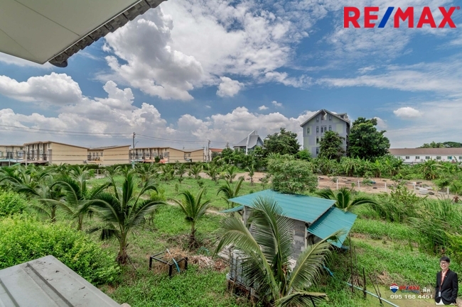 ขายบ้านพุทธบูชา36 สรัญทรไพรเวท(หลังมุม วิวสวน) ราคาดีที่สุดในโครงการ 3.59 ล้าน ติดอู่รถเมย์สาย75