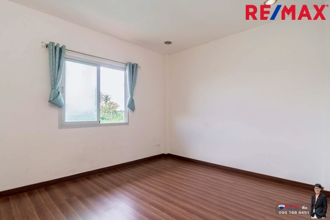 ขายบ้านพุทธบูชา36 สรัญทรไพรเวท(หลังมุม วิวสวน) ราคาดีที่สุดในโครงการ 3.59 ล้าน ติดอู่รถเมย์สาย75
