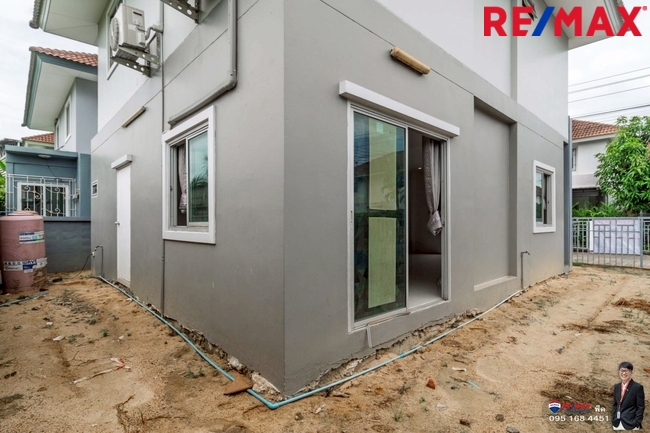 ขายบ้านพุทธบูชา36 สรัญทรไพรเวท(หลังมุม วิวสวน) ราคาดีที่สุดในโครงการ 3.59 ล้าน ติดอู่รถเมย์สาย75