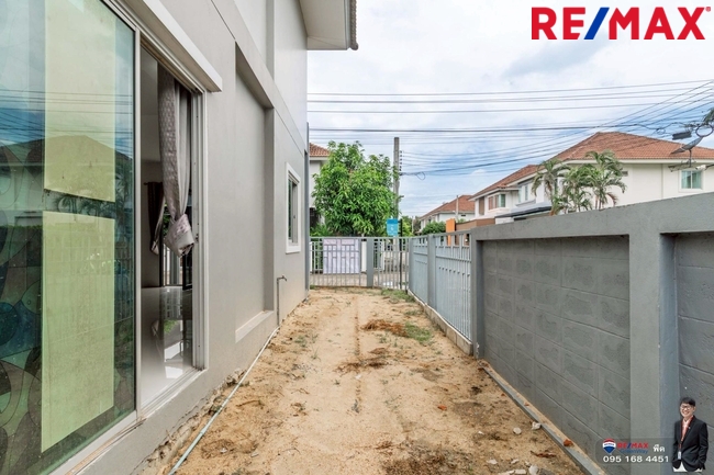 ขายบ้านพุทธบูชา36 สรัญทรไพรเวท(หลังมุม วิวสวน) ราคาดีที่สุดในโครงการ 3.59 ล้าน ติดอู่รถเมย์สาย75