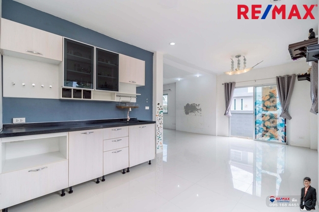 ขายบ้านพุทธบูชา36 สรัญทรไพรเวท(หลังมุม วิวสวน) ราคาดีที่สุดในโครงการ 3.59 ล้าน ติดอู่รถเมย์สาย75