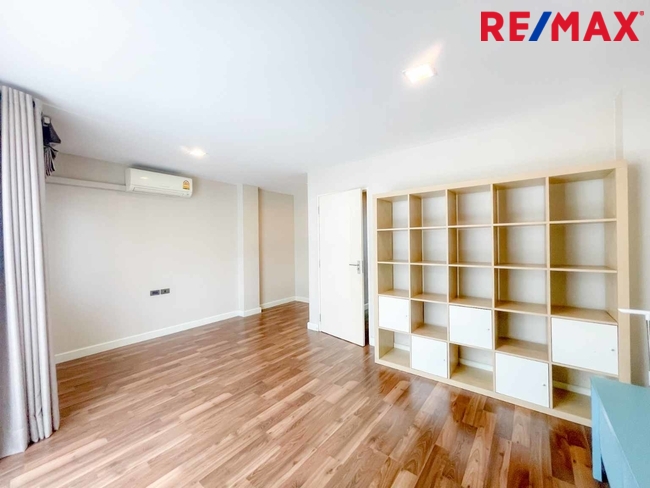The Terrace รามอินทรา65 ทาวน์โฮม3ชั้น (ซอยถนอมมิตร)