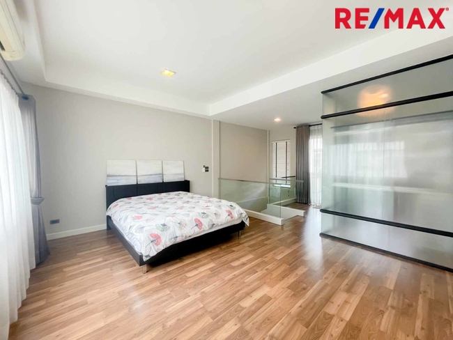 The Terrace รามอินทรา65 ทาวน์โฮม3ชั้น (ซอยถนอมมิตร)