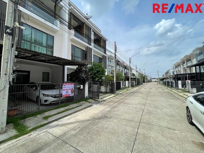 The Terrace รามอินทรา65 ทาวน์โฮม3ชั้น (ซอยถนอมมิตร)