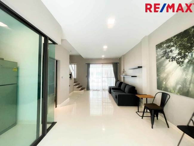 The Terrace รามอินทรา65 ทาวน์โฮม3ชั้น (ซอยถนอมมิตร)