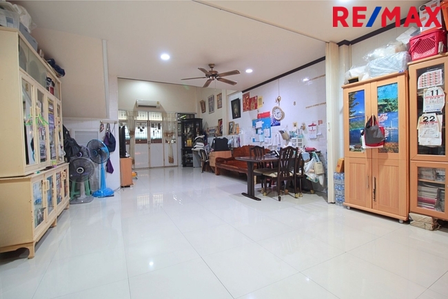 ขาย โฮมออฟฟิศ ใจกลางสุขุมวิท 5 นาทีถึง BTS บางจาก จอดรถ 2 คัน