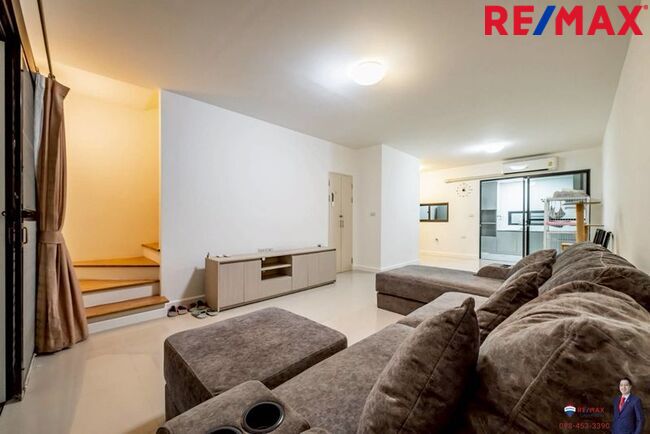 [ New Listing! 2025 ] Town Avenue Cocos ทาวน์โฮมจาก Sansiri หลังมุม 22.5 ตร.วา (ต่อเติมครัวสวย L- Shape Modern ครบ #ลงเสาเข็มให้แล้ว ) พระรามสอง ซอย 50, แยก 7, ใกล้ Central พระรามสอง เพียง 700 เมตร [ราคาพิเศษ!]