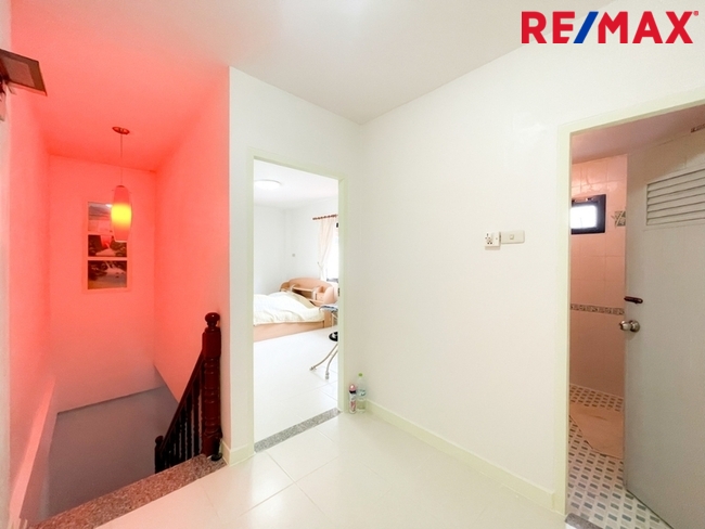 หมู่บ้านเคซี รามอินทรา 8 (K.C. Ramintra 8) หลังริม บนที่ดิน 24 ตร.ว. เชื่อมต่อถนนสายไหม