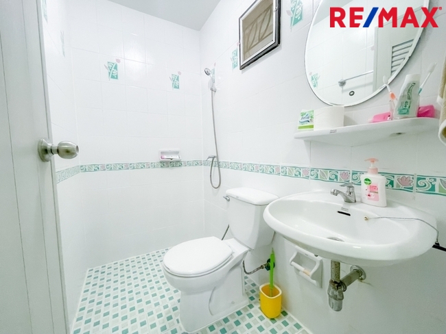 หมู่บ้านเคซี รามอินทรา 8 (K.C. Ramintra 8) หลังริม บนที่ดิน 24 ตร.ว. เชื่อมต่อถนนสายไหม