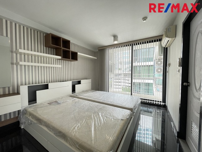 Condo for rent, Bangkok Feliz Sukhumvit 69 BTS พระโขนง คลองเตย 2 ห้องนอน ราคาดี ห้องมุม พร้อมแต่งสวย Built-in และเฟอร์นิเจอร์วัสดุอย่างดี