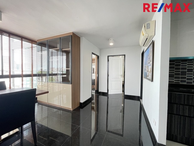 Condo for rent, Bangkok Feliz Sukhumvit 69 BTS พระโขนง คลองเตย 2 ห้องนอน ราคาดี ห้องมุม พร้อมแต่งสวย Built-in และเฟอร์นิเจอร์วัสดุอย่างดี