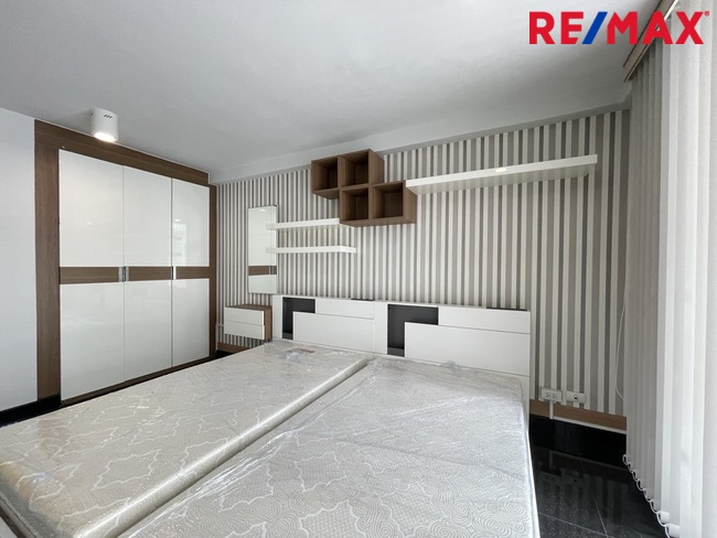 Condo for rent, Bangkok Feliz Sukhumvit 69 BTS พระโขนง คลองเตย 2 ห้องนอน ราคาดี ห้องมุม พร้อมแต่งสวย Built-in และเฟอร์นิเจอร์วัสดุอย่างดี