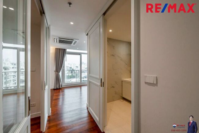 (New Listing!) The Height Thonglor Sukhumvit 55 (1 ห้องนอน ขนาดใหญ่ อารมณ์แบบ Penthouse เป็นชั้นที่ มีเพียง 2 ห้องต่อชั้น