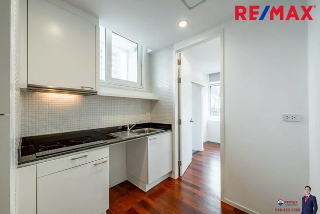 (New Listing!) The Height Thonglor Sukhumvit 55 (1 ห้องนอน ขนาดใหญ่ อารมณ์แบบ Penthouse เป็นชั้นที่ มีเพียง 2 ห้องต่อชั้น