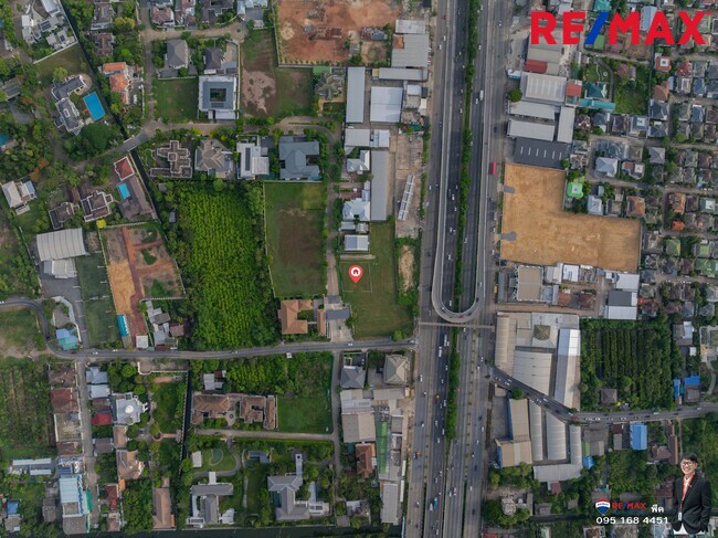 ขายที่ดินบางแค เนื้อที่ 201.70 ตร.วา. หมู่บ้านธนะธำรงวิลเลจ (แปลงมุม) ต้นโครงการ ใกล้เดอะมอลล์บางแค-MRTหลักสอง เหมาะกับการสร้างบ้านหรู