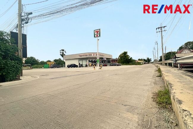 ขายที่ดิน ซอยวัดลาดปลาดุก ถนนกาญจนาภิเษก ถนนเลียบคลองบางไผ่ 1 ไร่ 2 งาน ราคาถูก