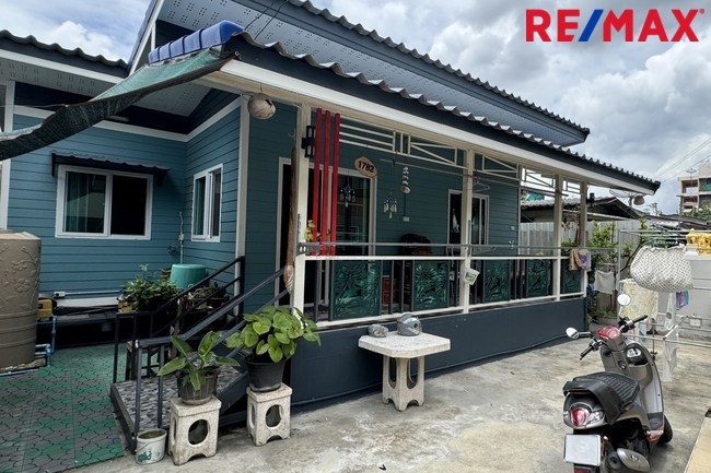 ขายบ้าน จรัญสนิทวงศ์ 75 ขนาด 215 ตารางวา พร้อมบ้าน 2 หลัง ทำเลดี
